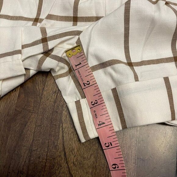 High-Rise Midi Dress Shorts - Picture 10 of 10